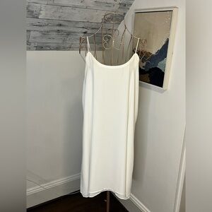 NWT Francesca’s white sheath dress women’s size medium
